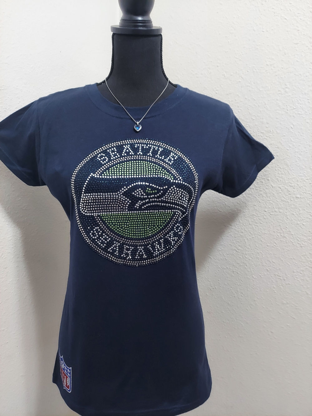 Seattle Seahawks Women's Rihnstone Tee